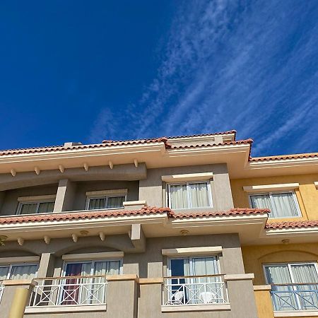 Fully Equipped Apartments Pool & Mountains View In Porto Sharm Resort מראה חיצוני תמונה
