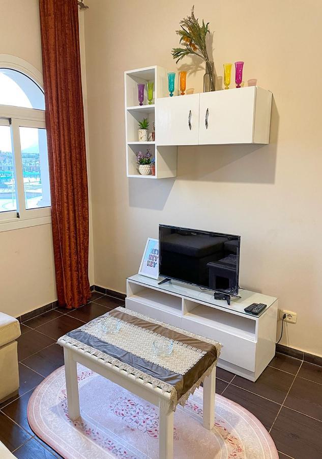 Fully Equipped Apartments Pool & Mountains View In Porto Sharm Resort מראה חיצוני תמונה