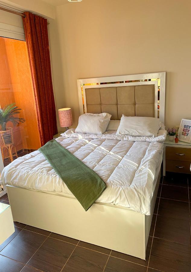 Fully Equipped Apartments Pool & Mountains View In Porto Sharm Resort מראה חיצוני תמונה