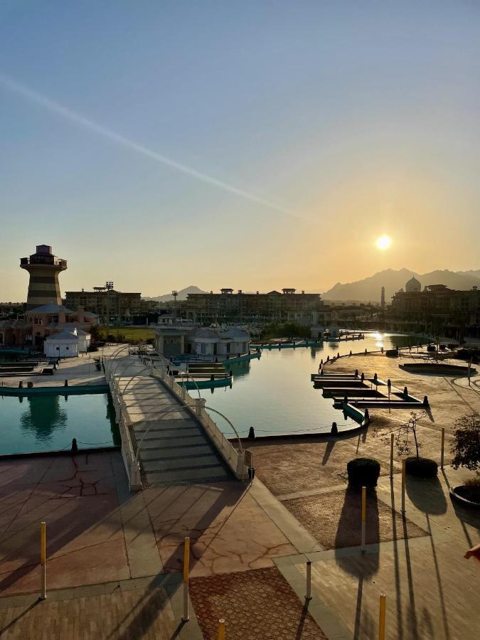 Fully Equipped Apartments Pool & Mountains View In Porto Sharm Resort מראה חיצוני תמונה