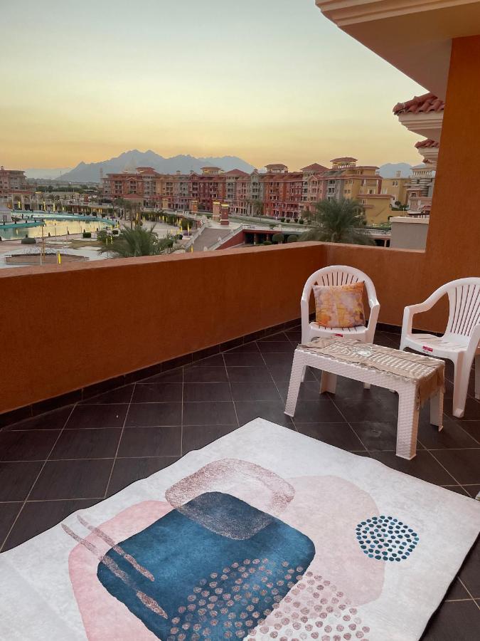 Fully Equipped Apartments Pool & Mountains View In Porto Sharm Resort מראה חיצוני תמונה